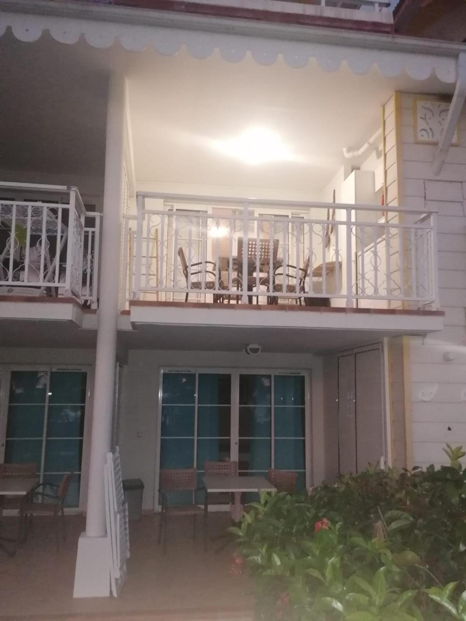 At Appartement Sainte-Anne (Grande-Terre)